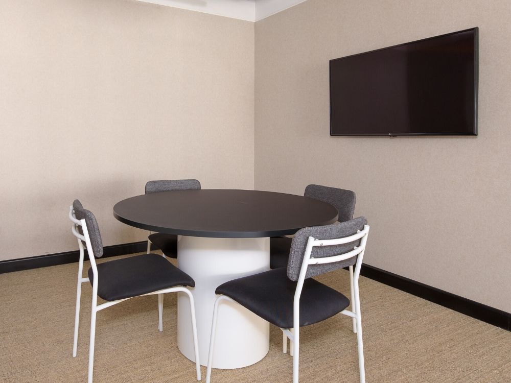 Vaishnavi-Signature-5E-Conference-Room