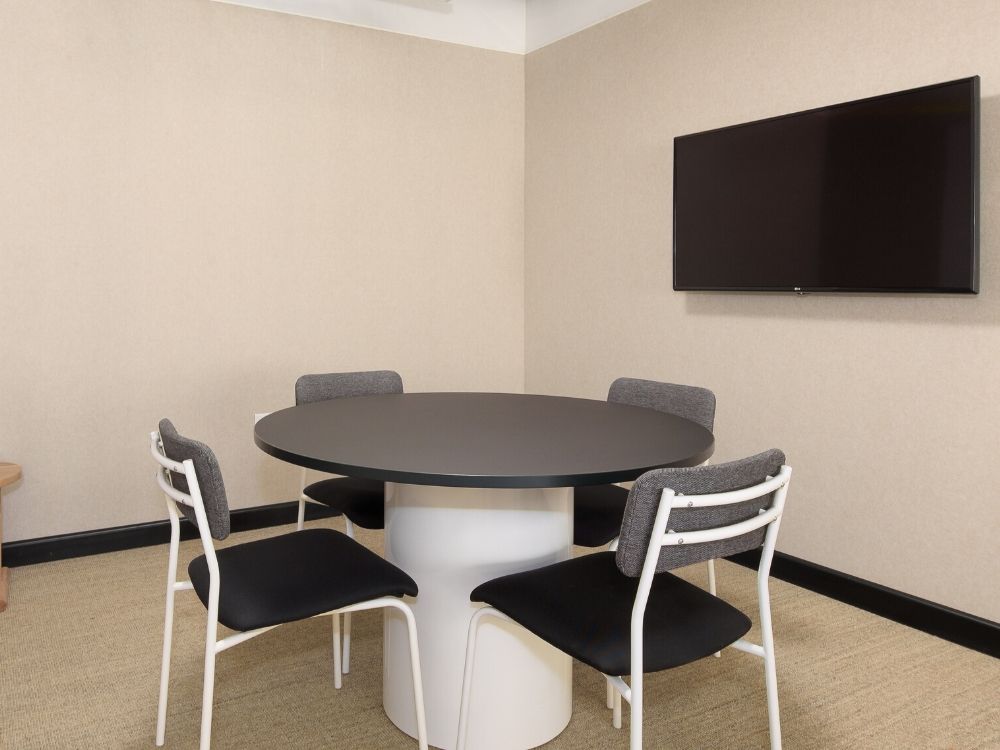 Vaishnavi-Signature-7D-Conference-Room