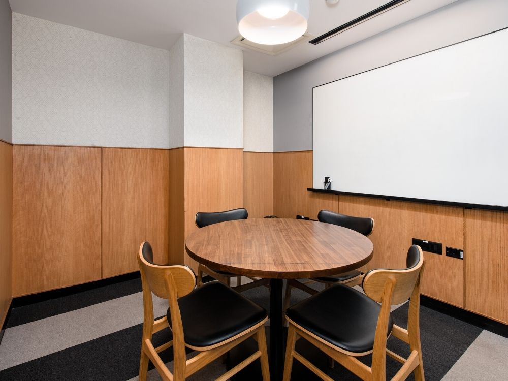 Embassy-Golf-links-3B-Conference-Room