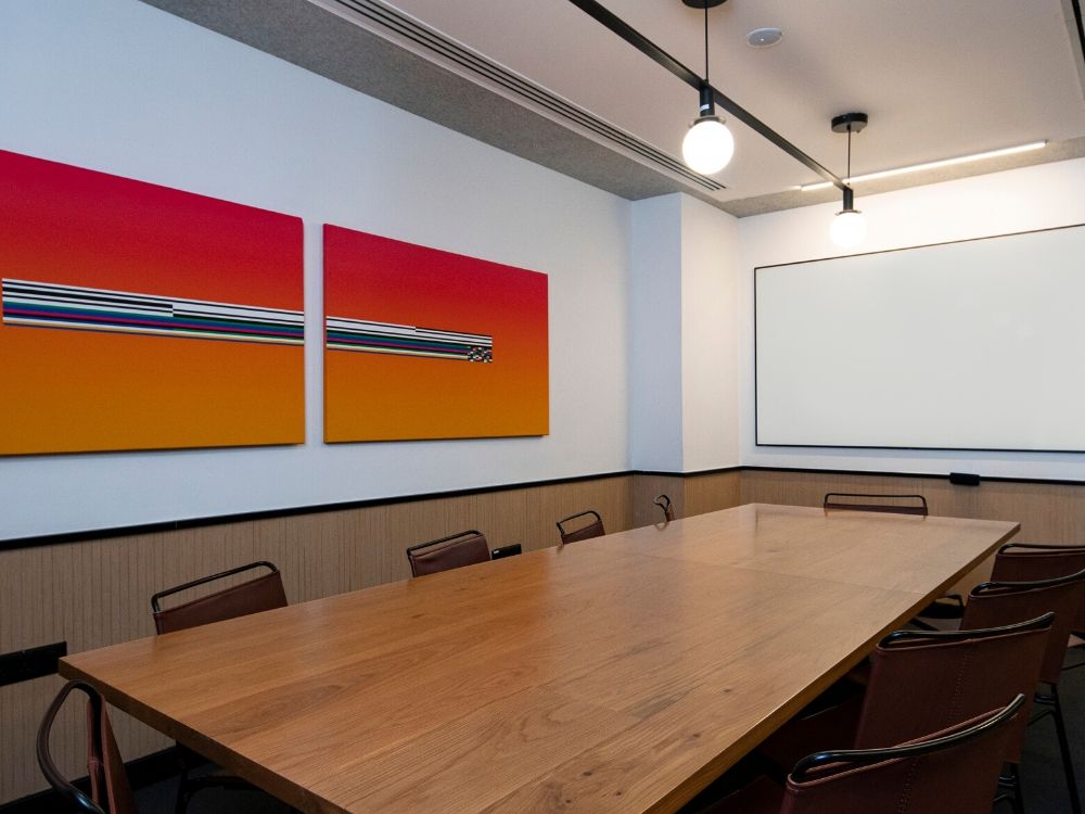 RMZ-Latitude-Commercial-8E-Conference-Room