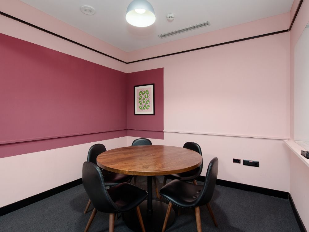 Galaxy-3C-Conference-Room