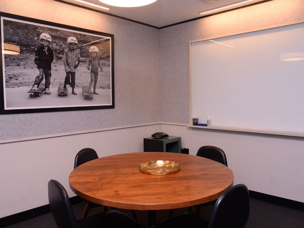 Galaxy-5C-Conference-Room